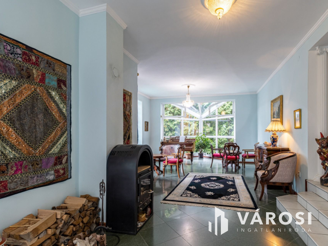 Családias HOTEL eladó Szentendrén pár percre a Dunaparttól!