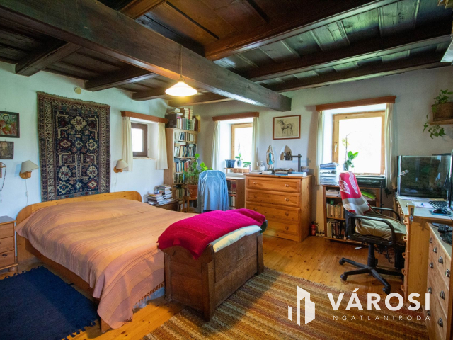 Falusi birtok Fehértón! Ezt látni kell!