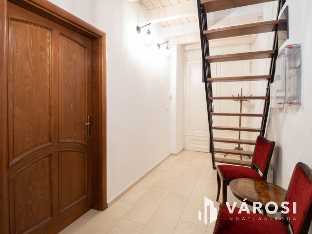 Iroda a Nyugati mellett - Elegancia, Minőség és Nyugalom