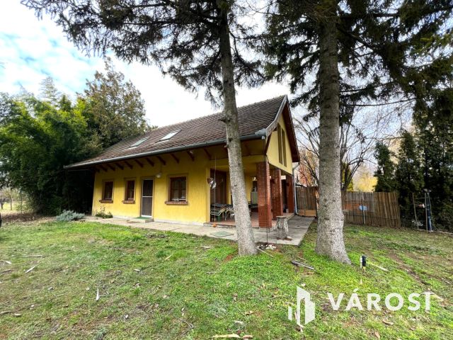 Nyaraljon mindennap a saját vízparti otthonában