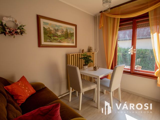 Lentiben, csendes utcában eladó egy szép családi ház!