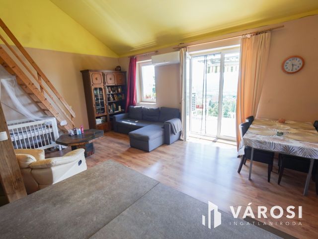 Szentendrén panorámás kilátással!