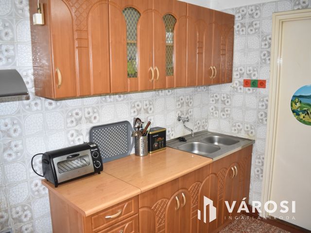 Két generációs családi ház a románvároson!