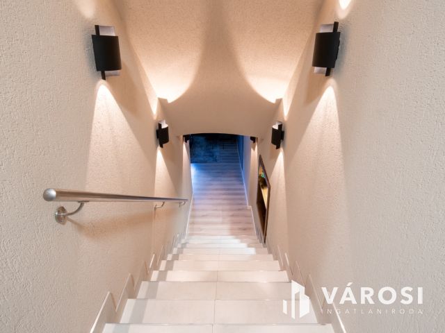 Exkluzív családi ház Tiszaföldvár szívében