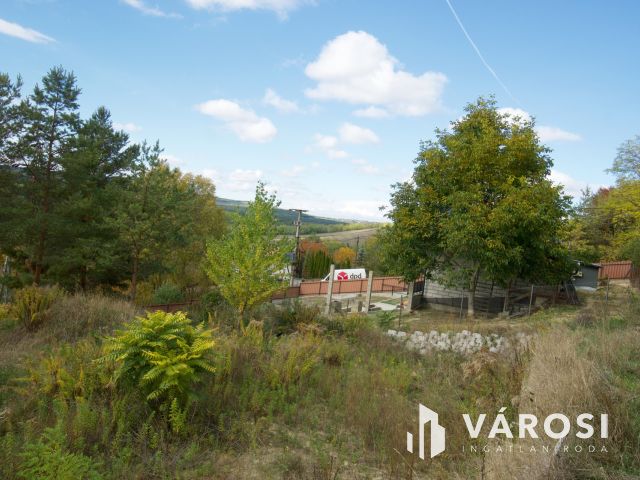 Örök panorámás üdülő övezeti telek eladó
