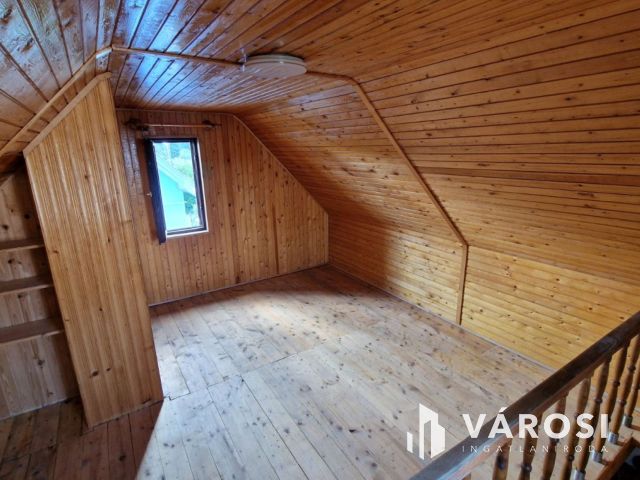 Gyékényesen közel a vízhez kis Házikó