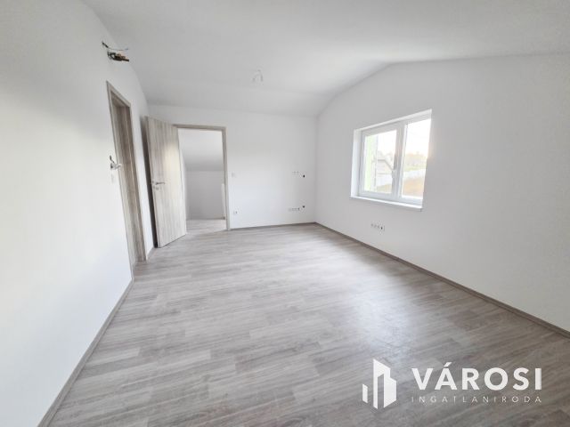 Kétgenerációs Modern Családi Otthon Soroksáron