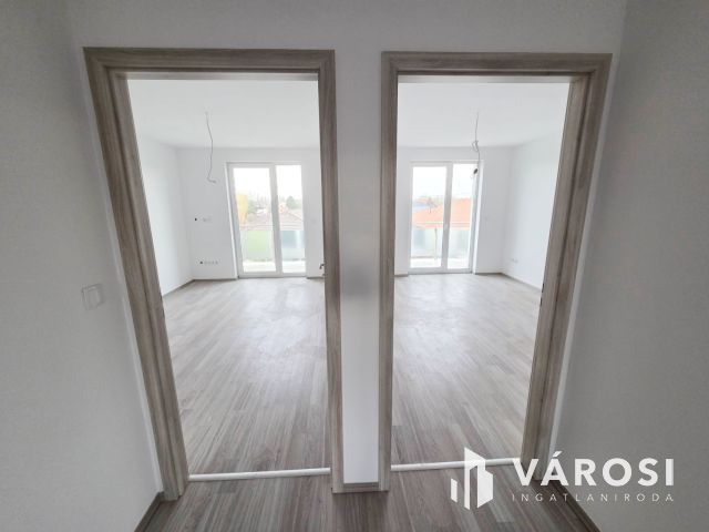 Kétgenerációs Modern Családi Otthon Soroksáron