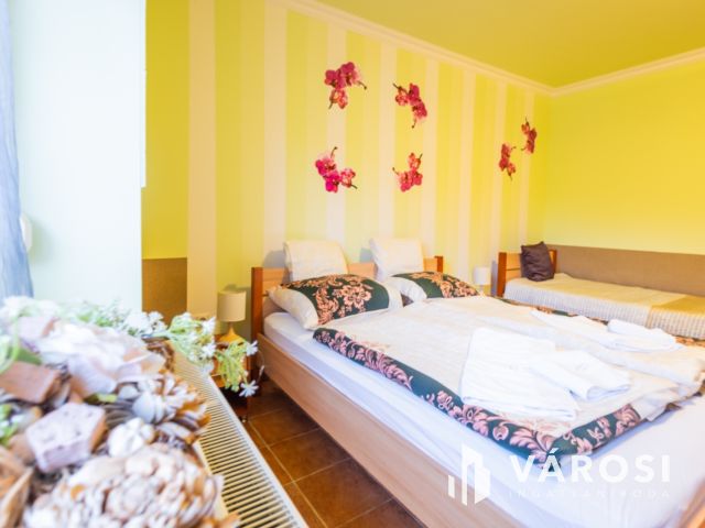 Az év szállása eladó! Apartmanház a fürdő mellett