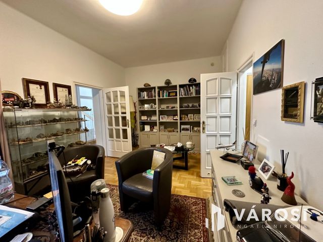 Exkluzív ház Eladó Debrecen-Óváros városrészben