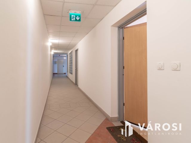 37 m2-es kiváló állapotú iroda Pesterzsébet központjában