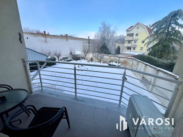 Felszerelt & Berendezett Otthonos Lakás Kiadó a Hadházi Úton