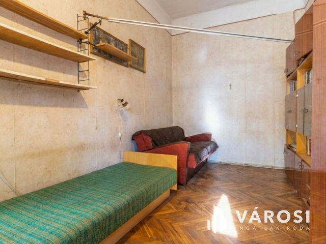 Felújítandó lakás közel a belvároshoz