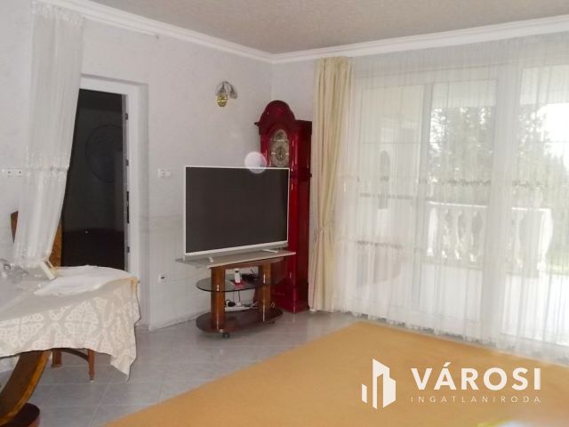 Privát élettér és wellnes-Exkluziv ház a Magdolnavölgyben