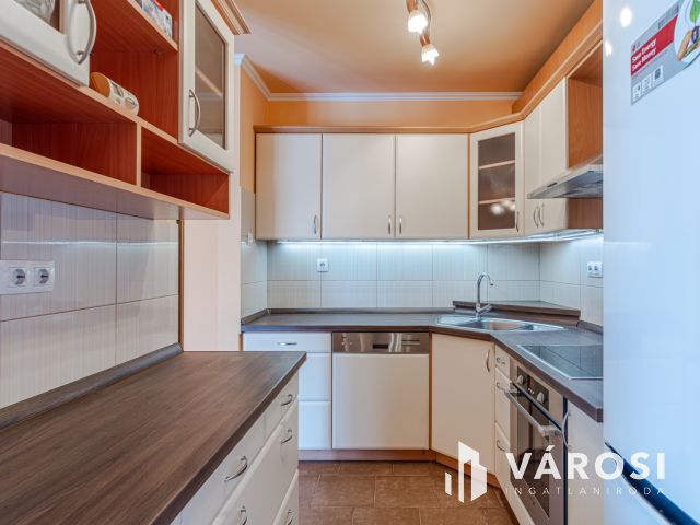 Nagyon kultúrált 3 szobás lakás az Ősz utcában Kiadó