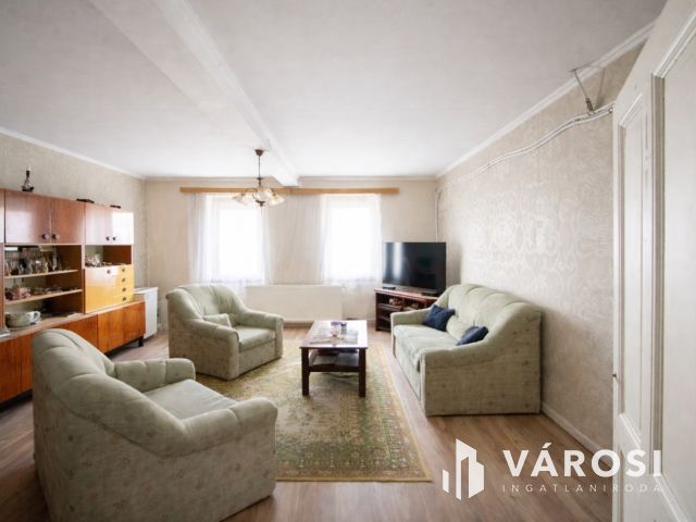 Tágas családi ház Szarvason, a víziszínház közelében