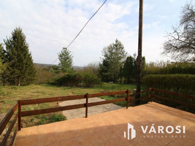 Ahol a csendnek hangja van – nyaraló panorámával Kőszegen