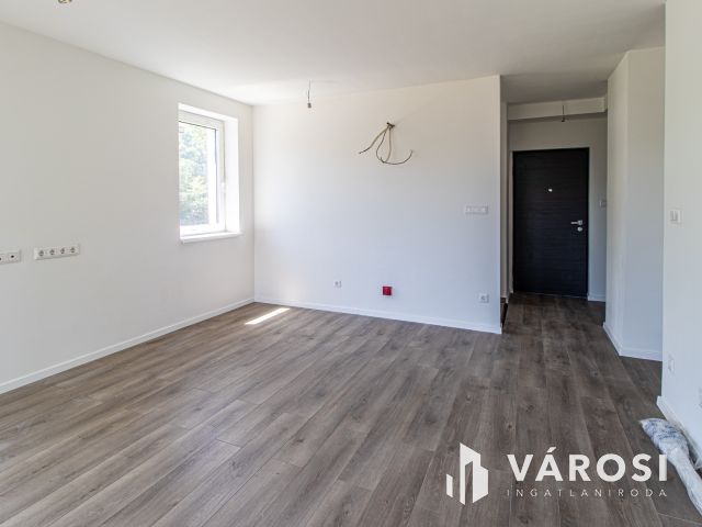 Kulcsrakész lakás a Péterhegyen, pazar környezetben