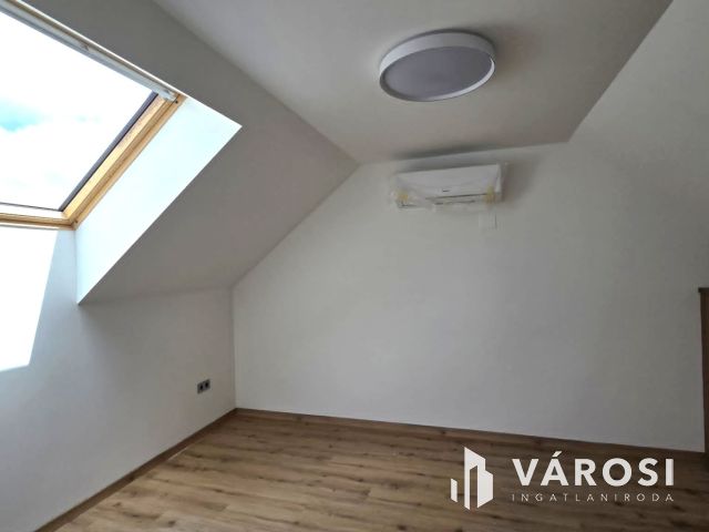 Új, Belvárosi, Berendezett premium lakás-Debrecenben