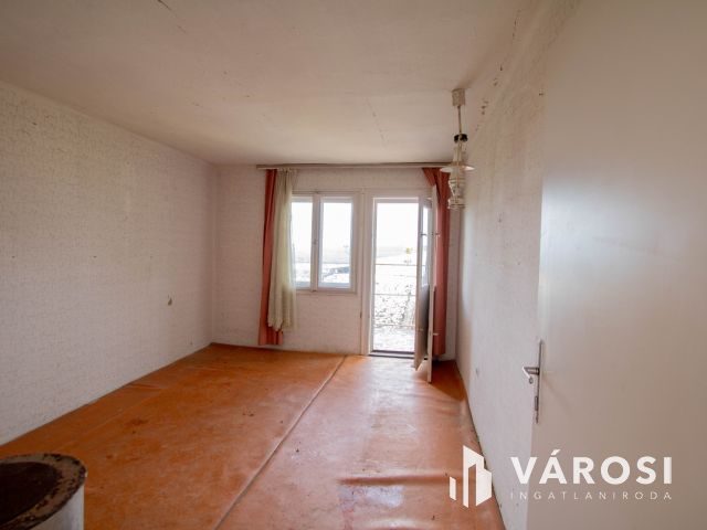 Panorámás zártkerti ingatlan Lentihegyen!