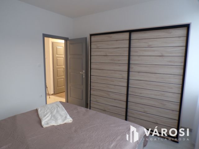 Modern lakás teljesen felújítva a földszinten eladó!