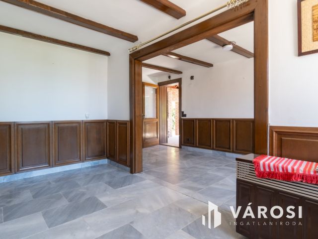Csodálatos panoráma és nyugalom a magasparton